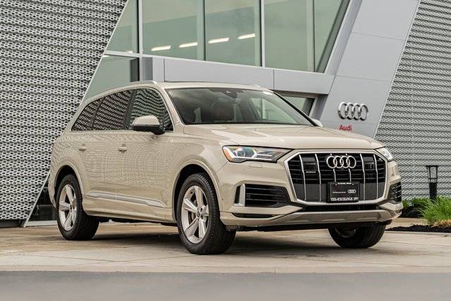 2023 Audi Q7 Premium AWD photo