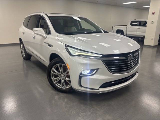 2023 Buick Enclave Essence AWD photo