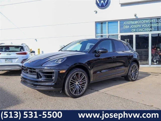 2023 Porsche Macan S AWD photo