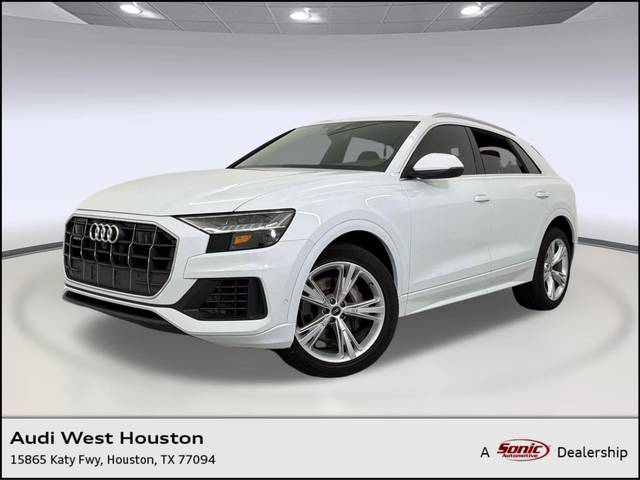 2023 Audi Q8 Premium AWD photo