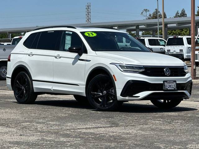 2023 Volkswagen Tiguan SE R-Line Black AWD photo