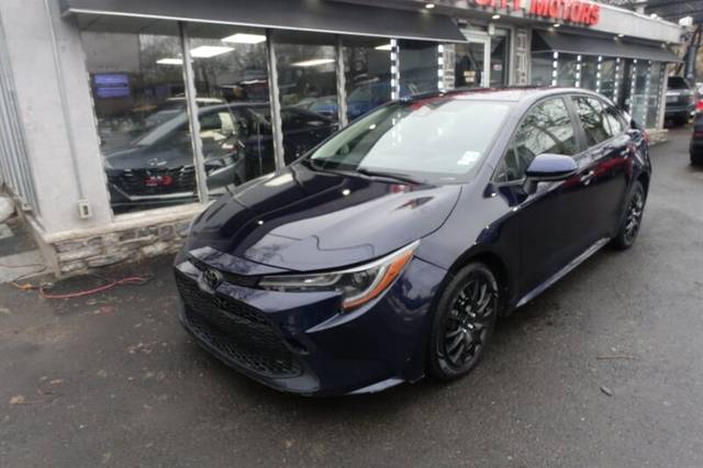 2020 Toyota Corolla LE FWD photo
