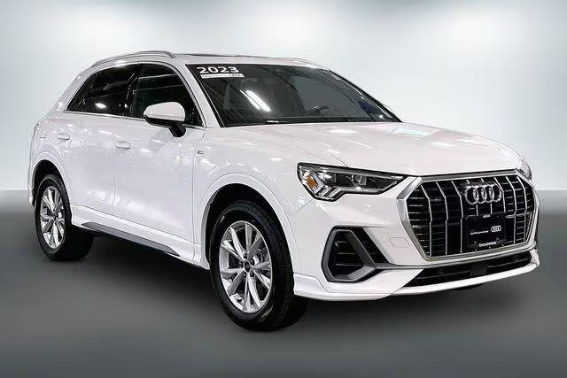 2023 Audi Q3 S line Premium AWD photo