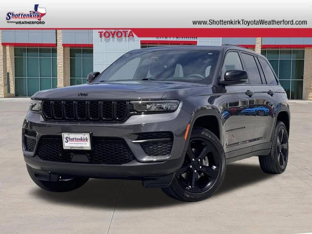 2023 Jeep Grand Cherokee Altitude 4WD photo