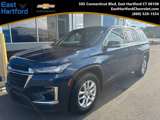 2023 Chevrolet Traverse LS AWD photo