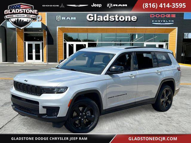 2023 Jeep Grand Cherokee L Altitude 4WD photo