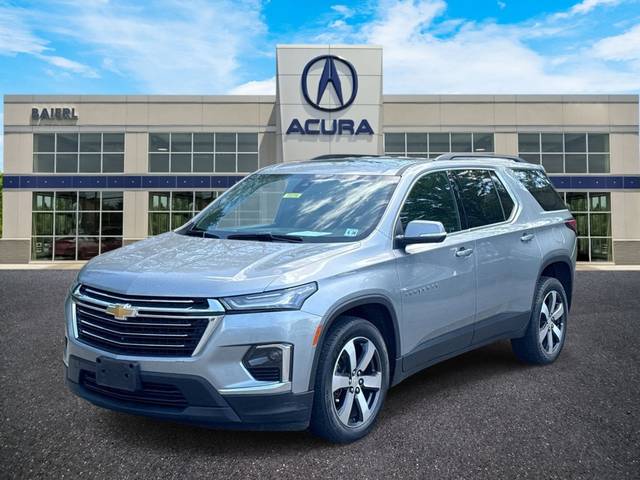 2023 Chevrolet Traverse LT Leather AWD photo