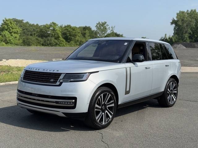 2023 Land Rover Range Rover SE AWD photo