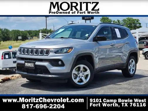 2023 Jeep Compass Latitude 4WD photo