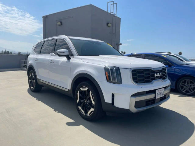 2023 Kia Telluride S FWD photo