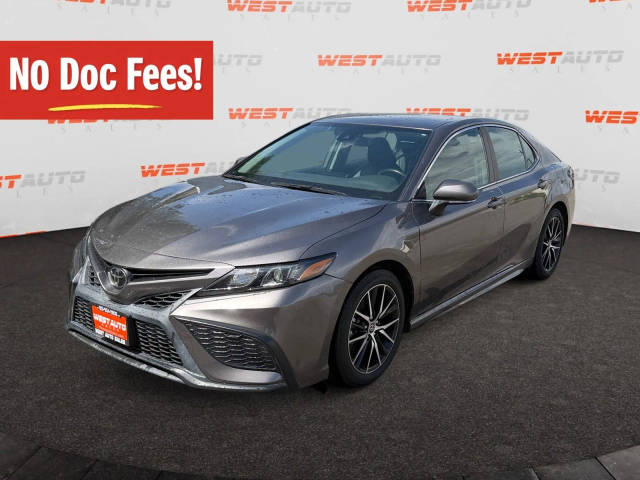 2023 Toyota Camry SE FWD photo