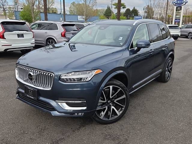 2023 Volvo XC90 Plus AWD photo