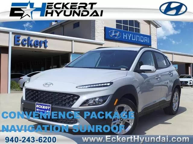 2023 Hyundai Kona SEL FWD photo