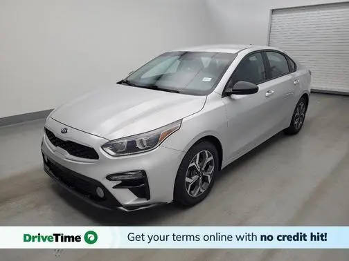 2021 Kia Forte LXS FWD photo