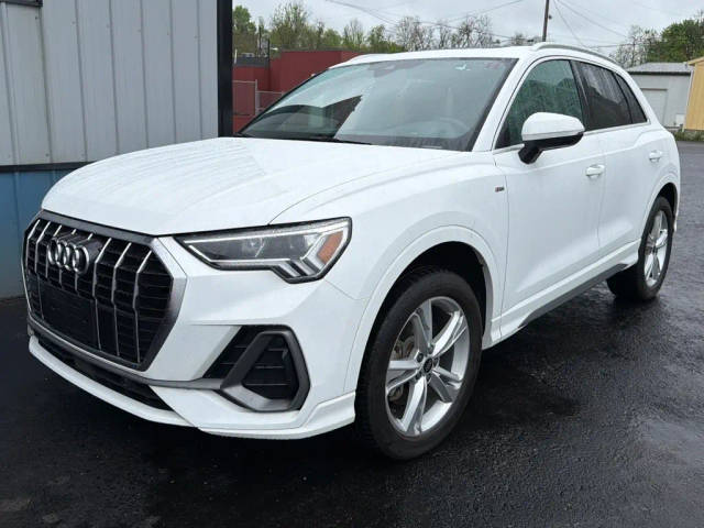 2023 Audi Q3 S line Premium AWD photo