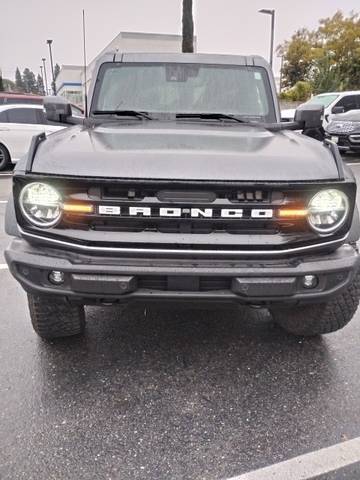 2023 Ford Bronco 4 Door Outer Banks 4WD photo