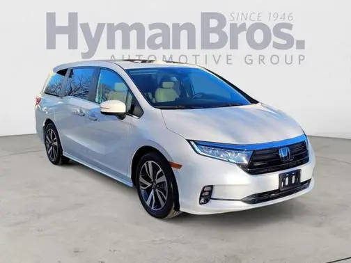 2023 Honda Odyssey Touring FWD photo