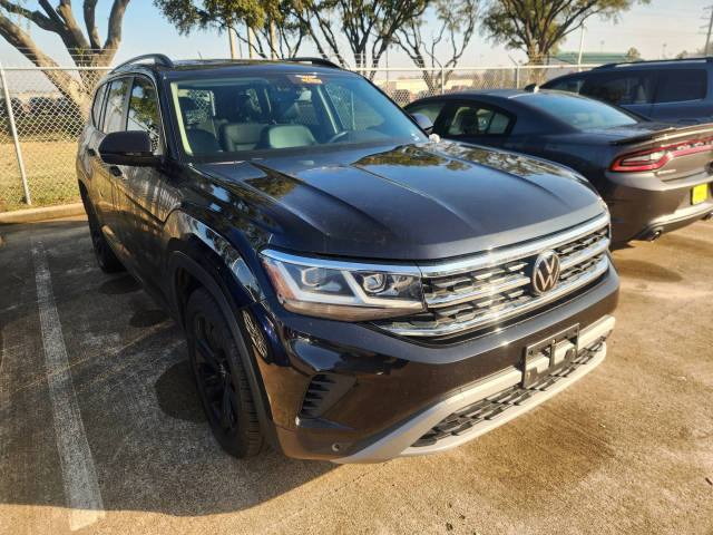 2023 Volkswagen Atlas 3.6L V6 SE w/Technology FWD photo