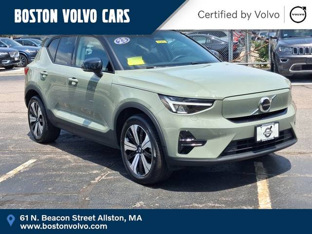 2023 Volvo XC40 Recharge Pure Electric Core AWD photo