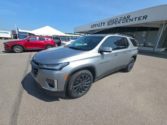 2023 Chevrolet Traverse RS FWD photo