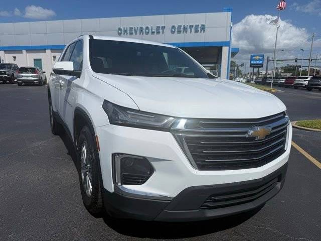 2023 Chevrolet Traverse LT Cloth FWD photo