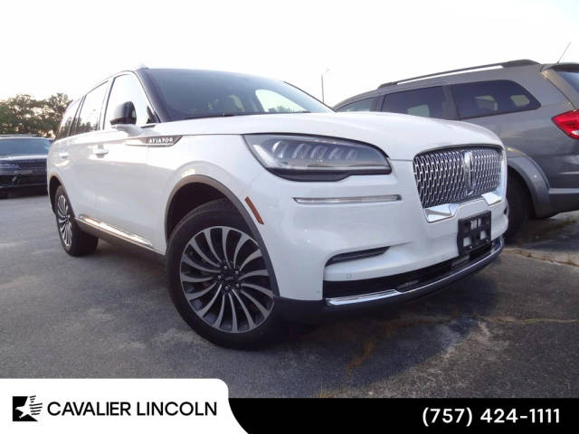 2023 Lincoln Aviator Standard AWD photo