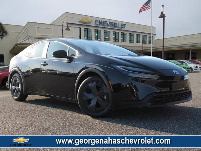 2023 Toyota Prius LE FWD photo