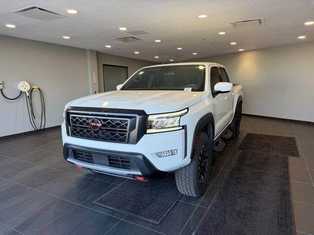 2023 Nissan Frontier PRO-4X 4WD photo