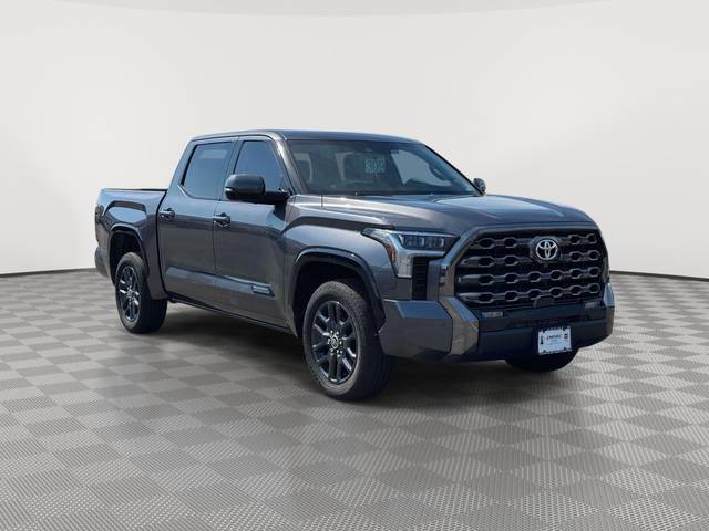 2023 Toyota Tundra Platinum 4WD photo