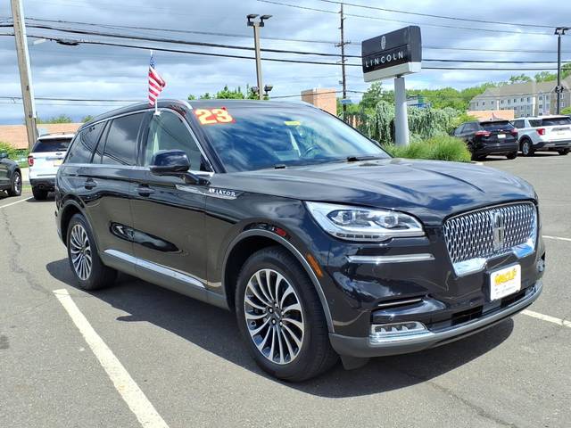 2023 Lincoln Aviator Reserve AWD photo