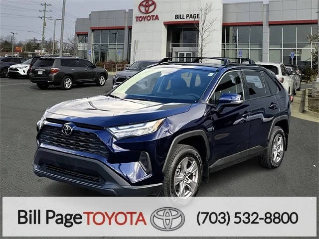 2023 Toyota RAV4 XLE AWD photo