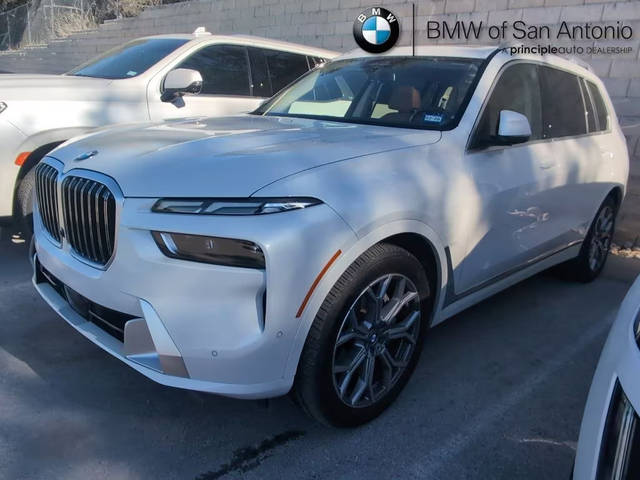2023 BMW X7 xDrive40i AWD photo