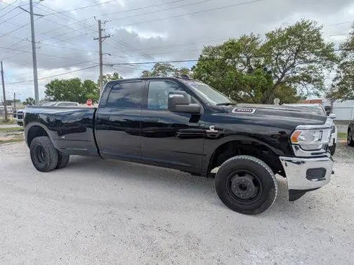 2023 Ram 3500 Tradesman 4WD photo