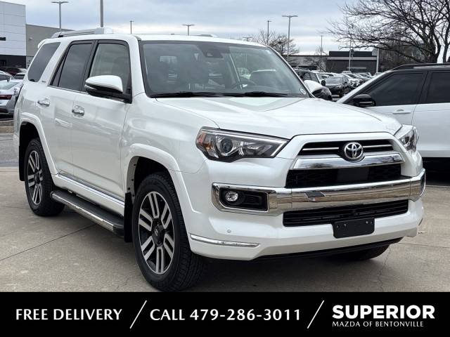 2023 Toyota 4Runner Limited 4WD photo