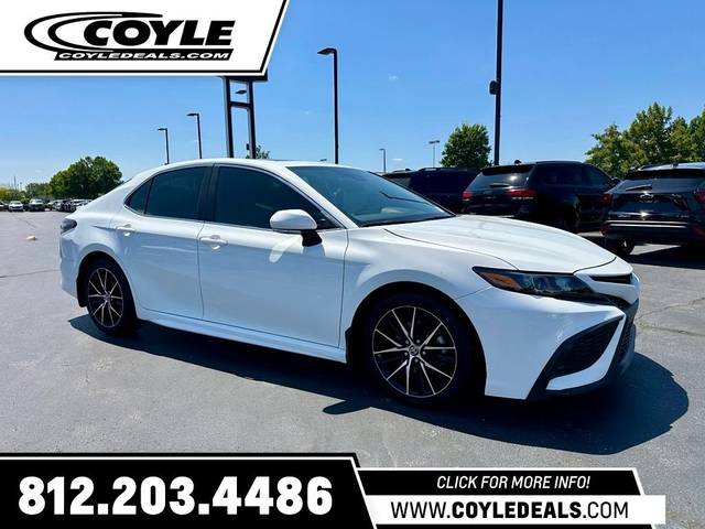 2023 Toyota Camry SE FWD photo