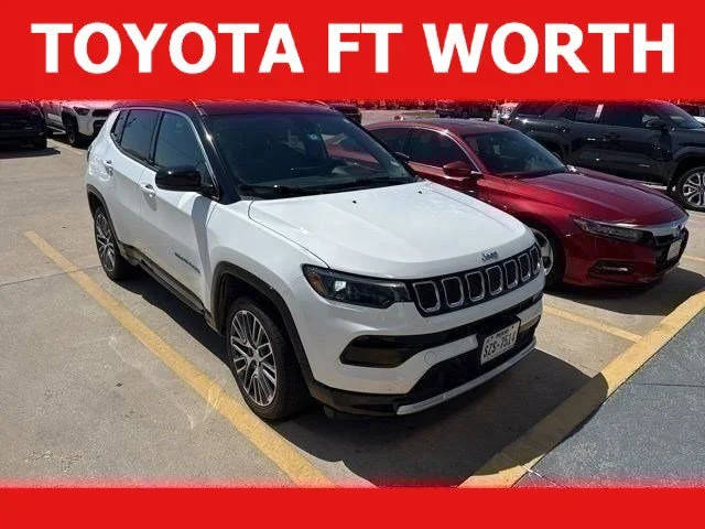 2023 Jeep Compass Limited 4WD photo
