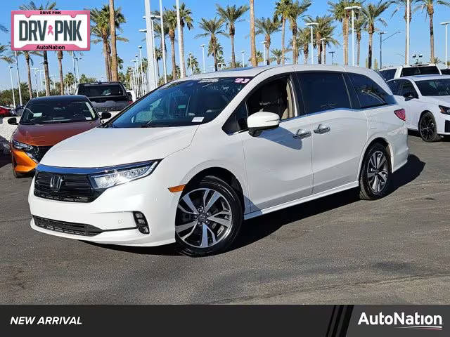 2023 Honda Odyssey Touring FWD photo