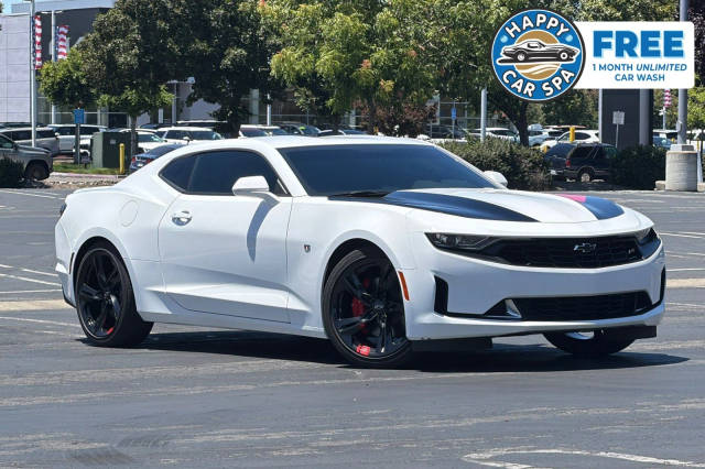 2023 Chevrolet Camaro 2LT RWD photo