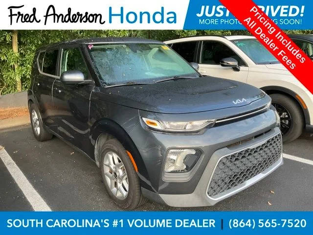 2022 Kia Soul LX FWD photo