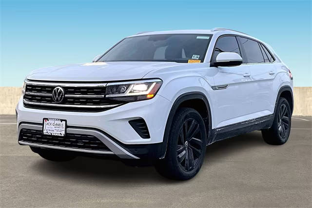 2023 Volkswagen Atlas Cross Sport 2.0T SE w/Technology AWD photo