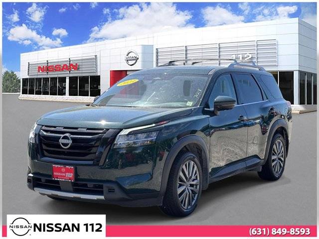2023 Nissan Pathfinder SL 4WD photo