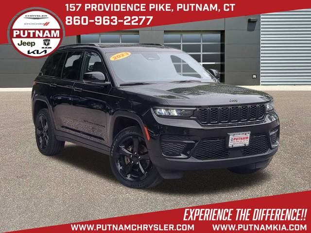 2023 Jeep Grand Cherokee Altitude 4WD photo