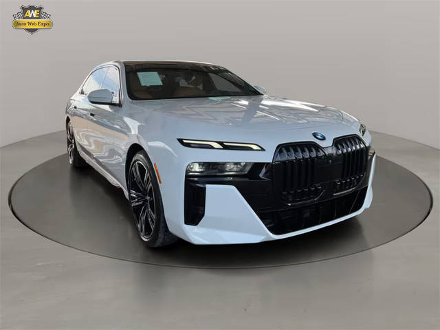 2023 BMW 7 Series 740i RWD photo