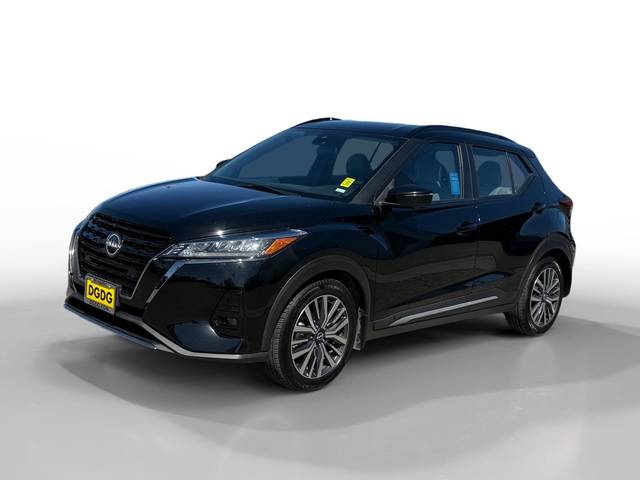 2023 Nissan Kicks SR FWD photo