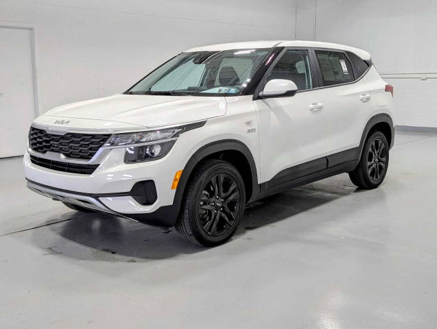 2023 Kia Seltos LX AWD photo