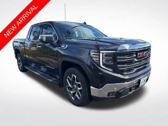 2023 GMC Sierra 1500 SLT 4WD photo