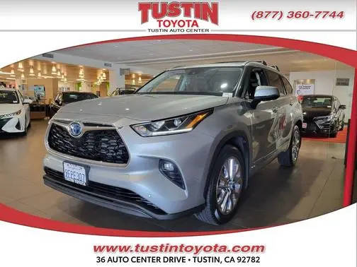 2023 Toyota Highlander Hybrid Limited AWD photo