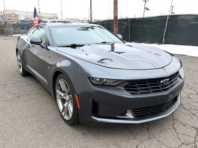 2021 Chevrolet Camaro 1LT RWD photo
