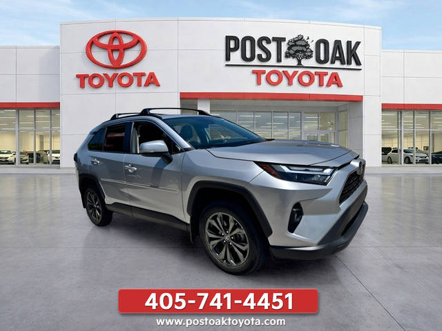 2023 Toyota RAV4 Hybrid XLE Premium AWD photo