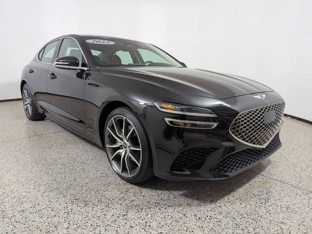2023 Genesis G70 2.0T RWD photo